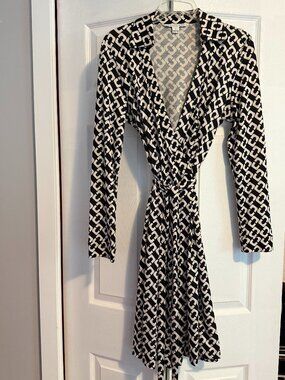Diane Von Furstenberg Silk Jersey Wrap Dress Size 12